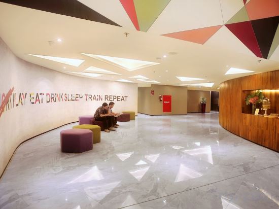 Фото The Zuri Palembang