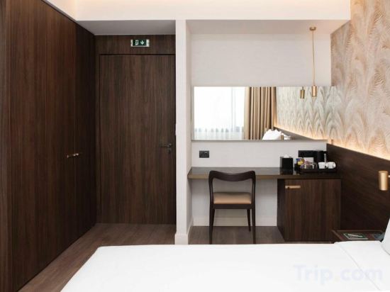 Фото Luwian Athens Boutique Hotel