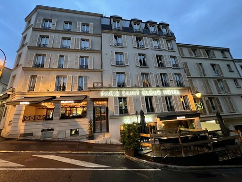 Paris Saint Cloud Hotel