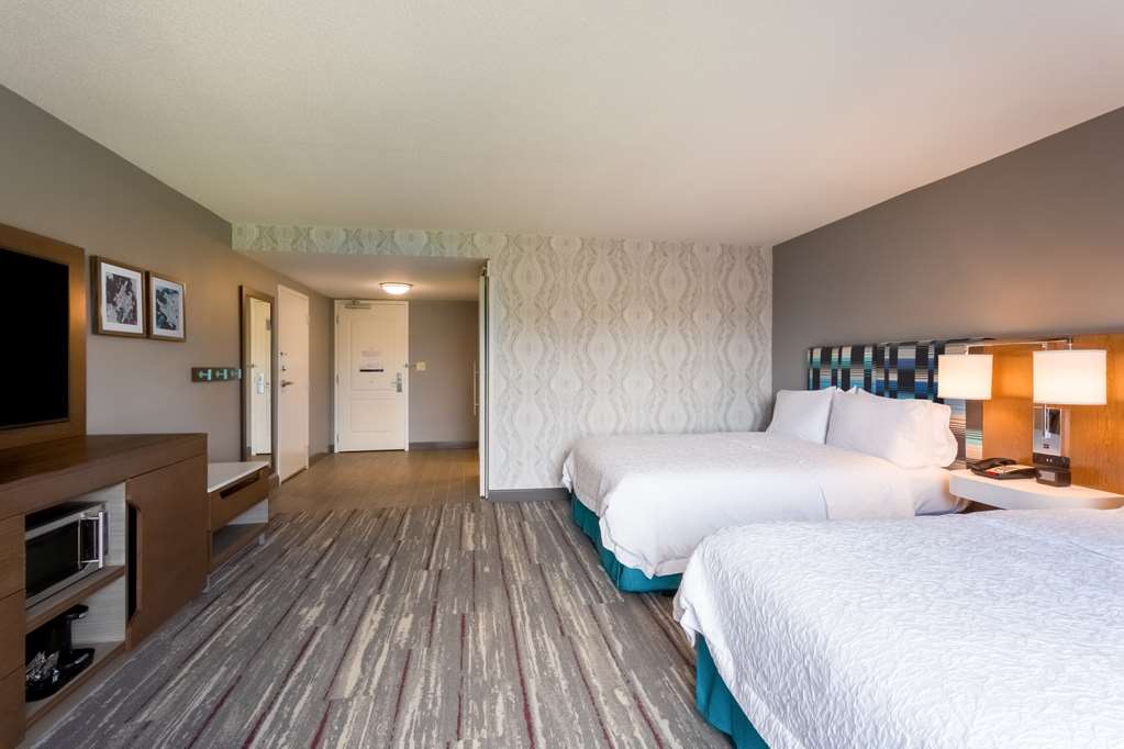 Фото Hampton Inn & Suites Herndon-Reston
