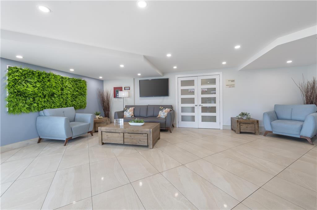 Фото Best Western Hotel Brossard