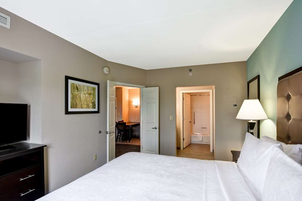 Фото Homewood Suites by Hilton Aurora Naperville