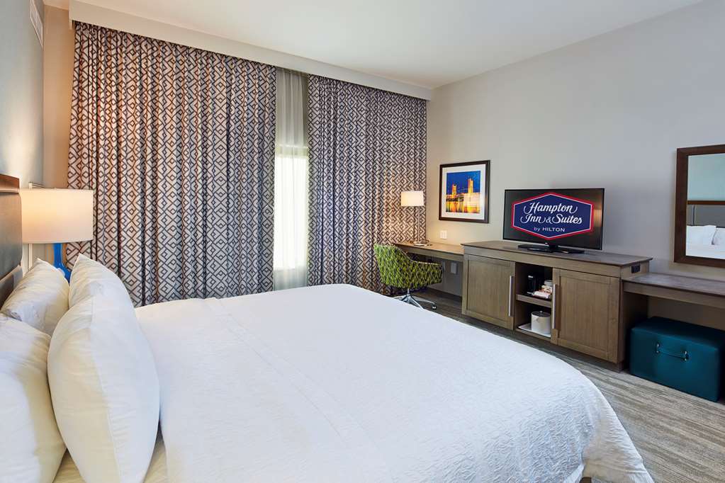 Фото Hampton Inn & Suites Sacramento at Csus