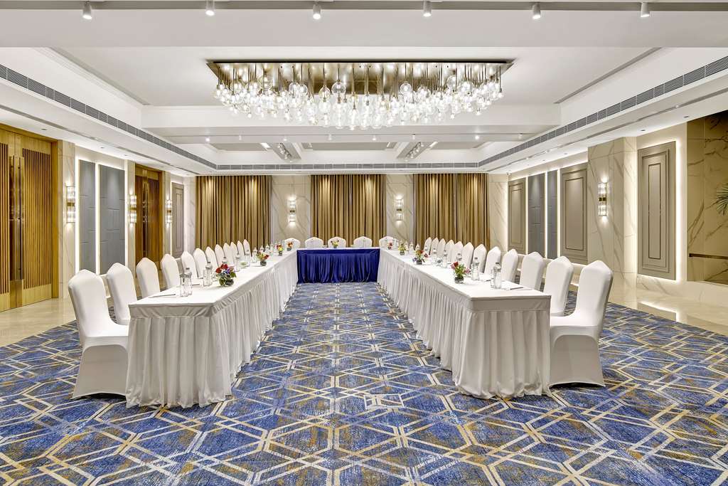 Фото Park Inn by Radisson Surat
