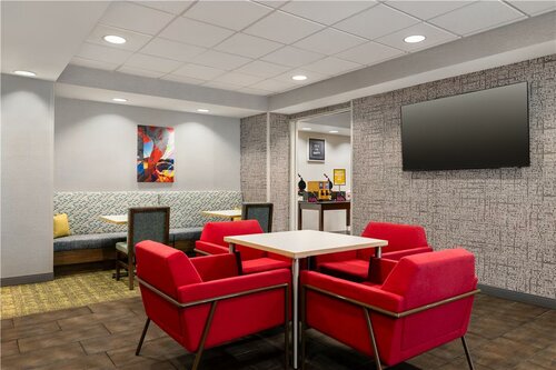 Гостиница Hampton Inn Las Vegas North Speedway в Норт-Лас-Вегасе