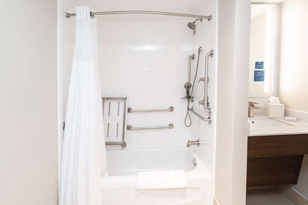 Фото Hilton Garden Inn Fairfax