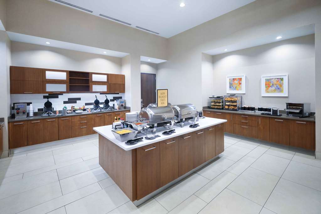 Фото Hampton Inn & Suites Denver Downtown-Convention Center