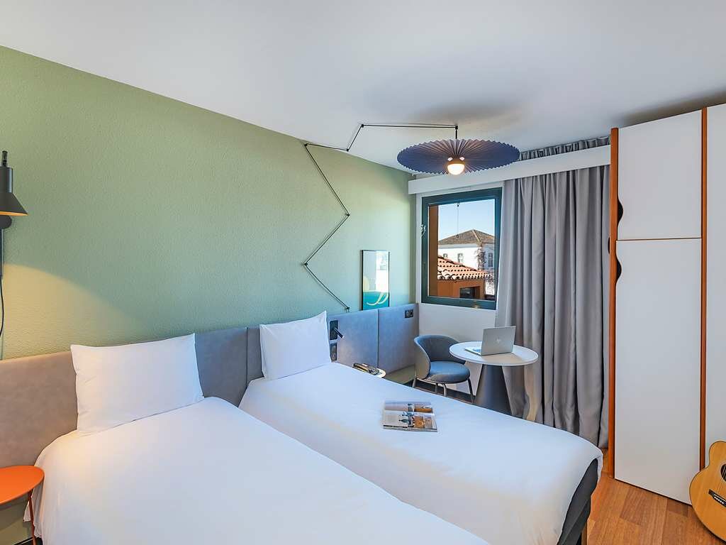 Фото Ibis Evora Hotel