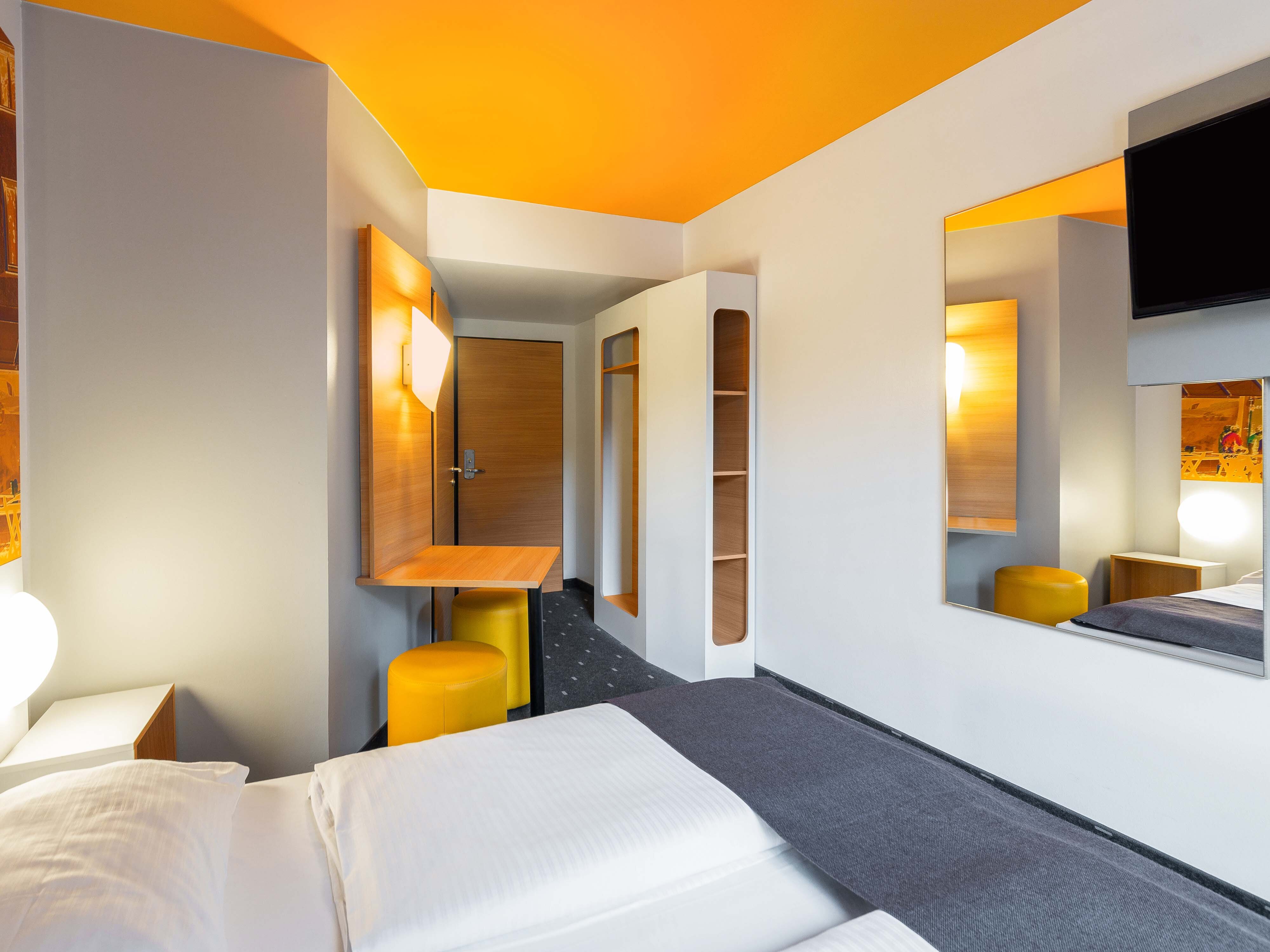 Фото B&b Hotel Düsseldorf-City