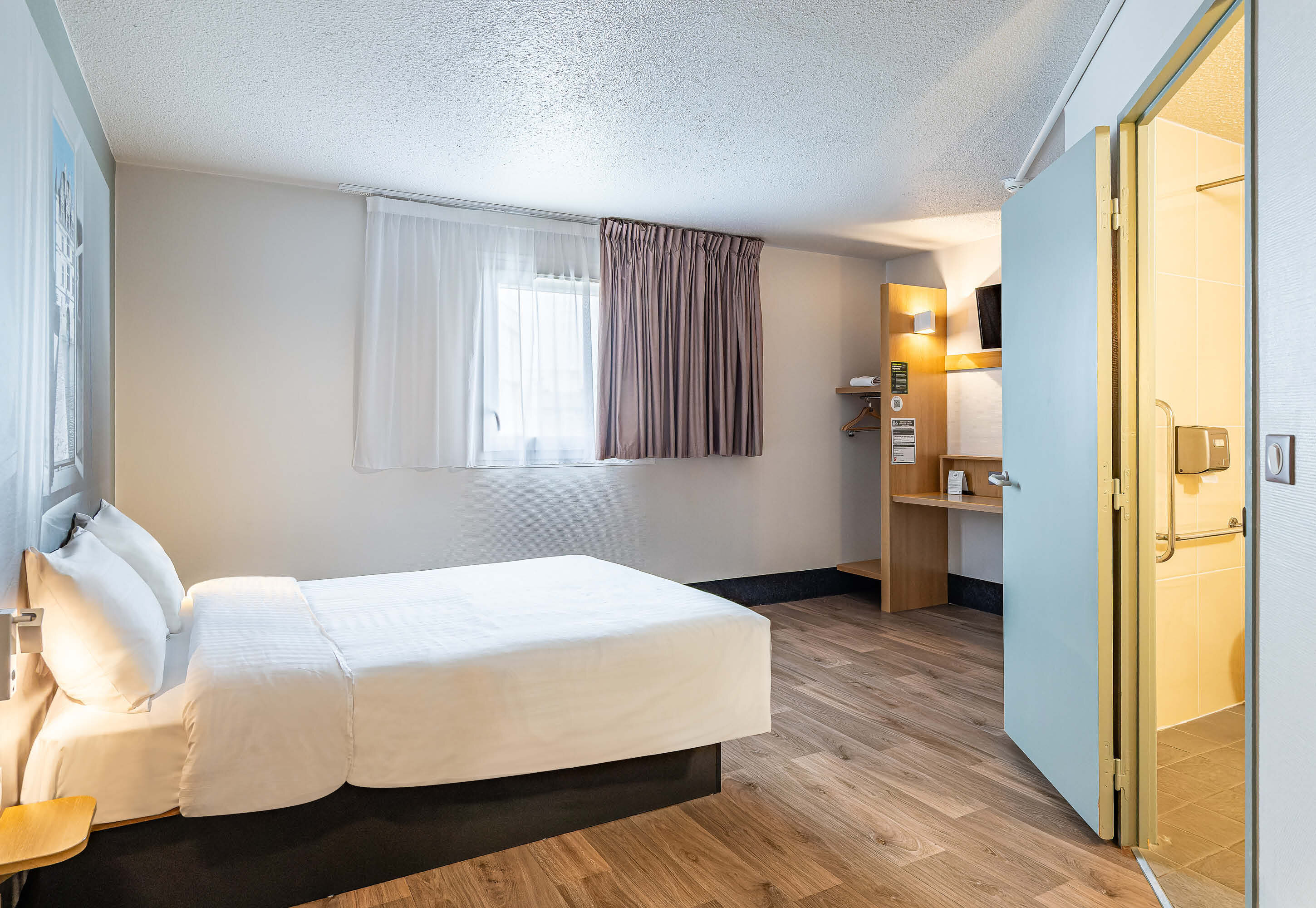 Фото B&b Hotel Tours Parc Expo St Avertin