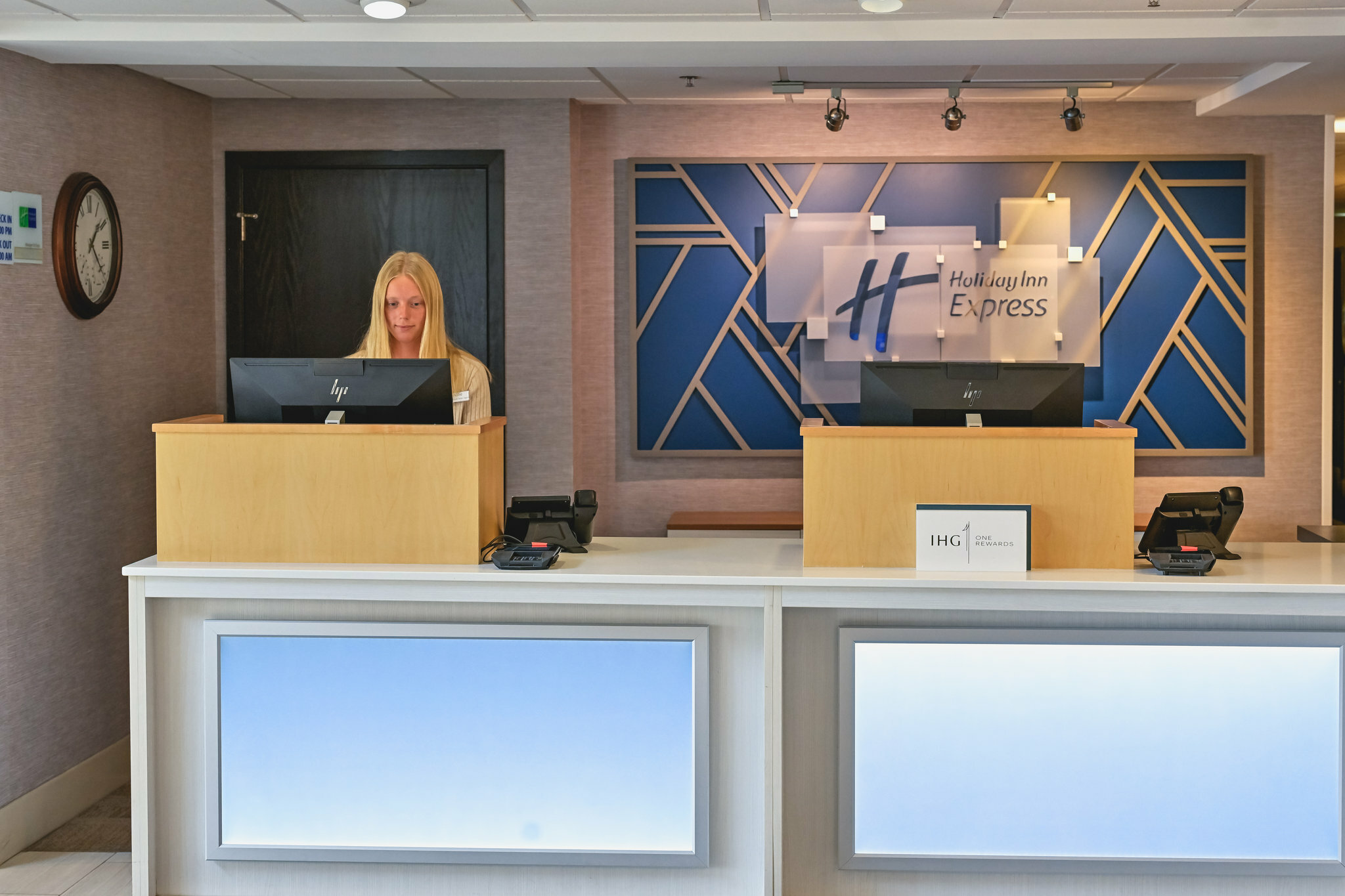 Фото Holiday Inn Express Houghton-Keweenaw, an Ihg Hotel