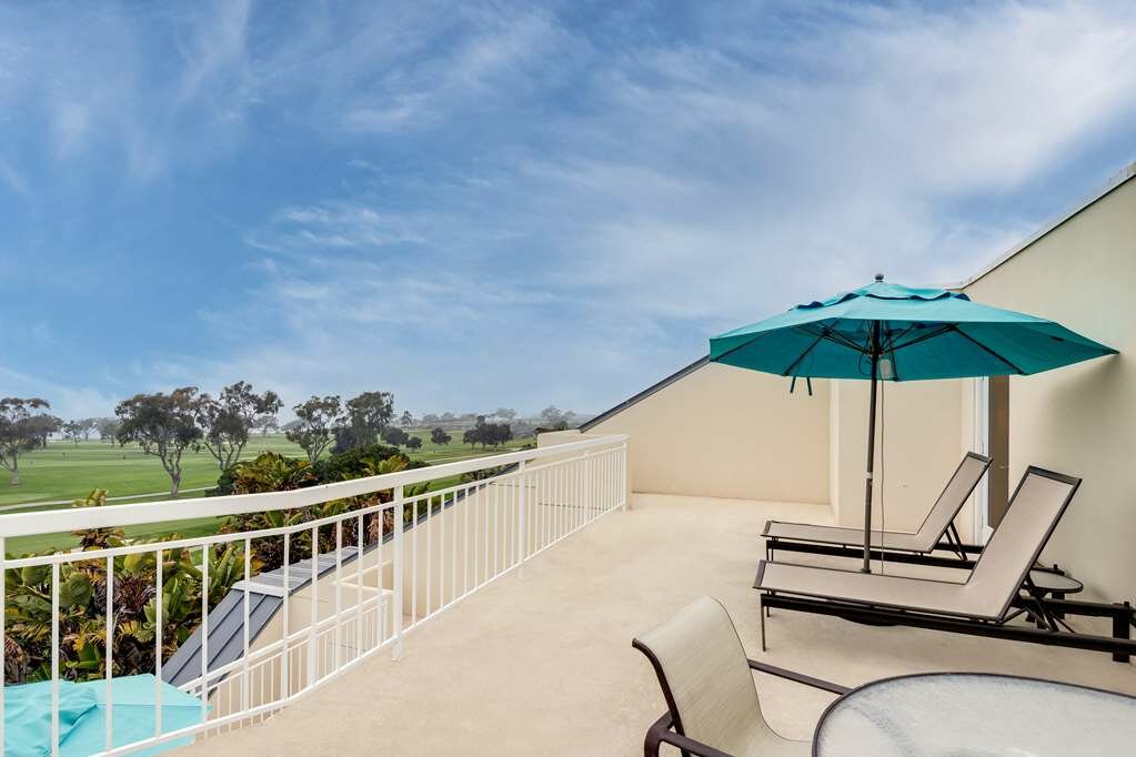 Фото Hilton La Jolla Torrey Pines
