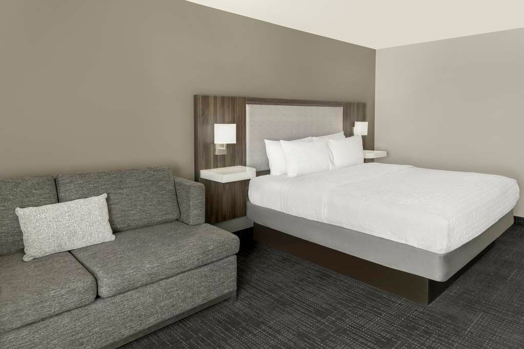 Фото Hampton Inn Olathe