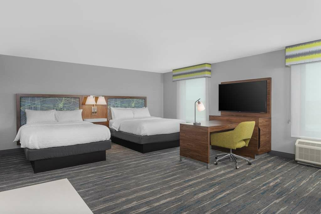 Фото Hampton Inn & Suites Lincoln - Northeast I-80