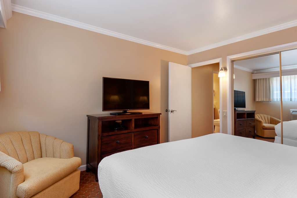 Фото Best Western Plus Santa Barbara