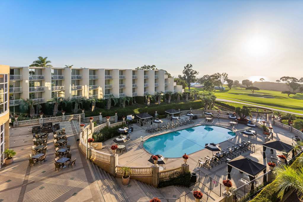 Фото Hilton La Jolla Torrey Pines