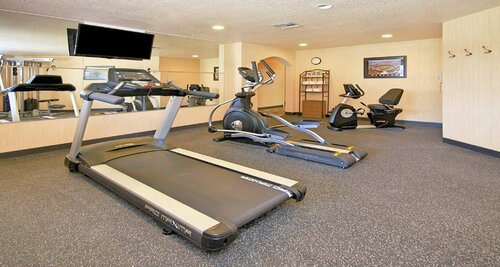 Гостиница Best Western San Dimas Hotel & Suites в Помоне