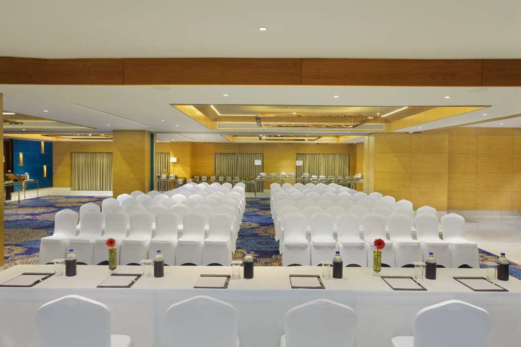 Фото Radisson Blu Jammu