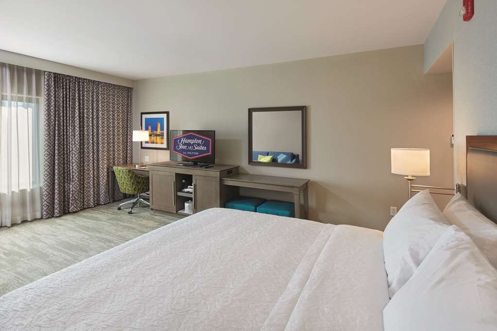 Фото Hampton Inn & Suites Sacramento at Csus