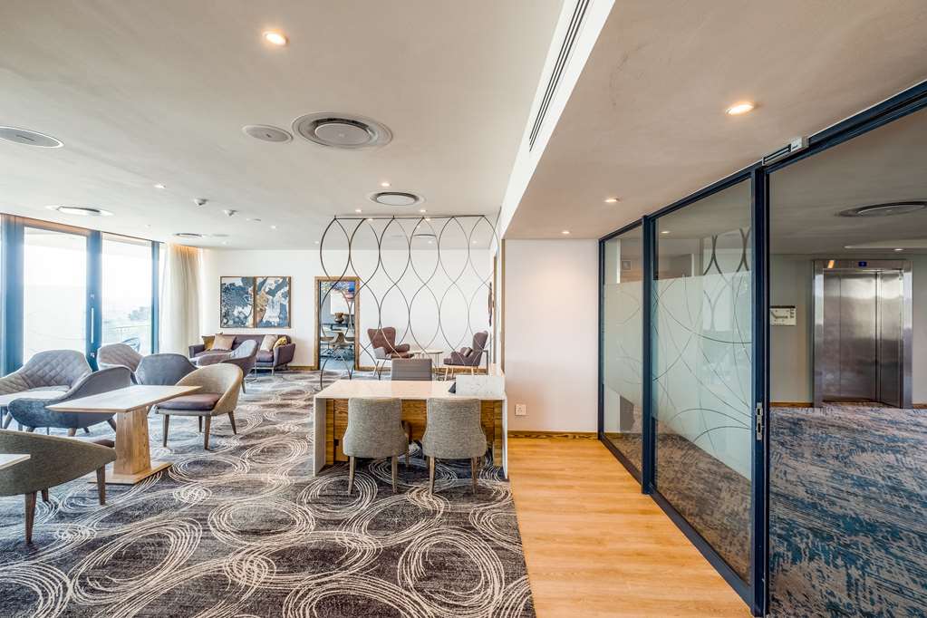 Фото Radisson Hotel & Convention Centre, Johannesburg, O.R. Tambo Airport