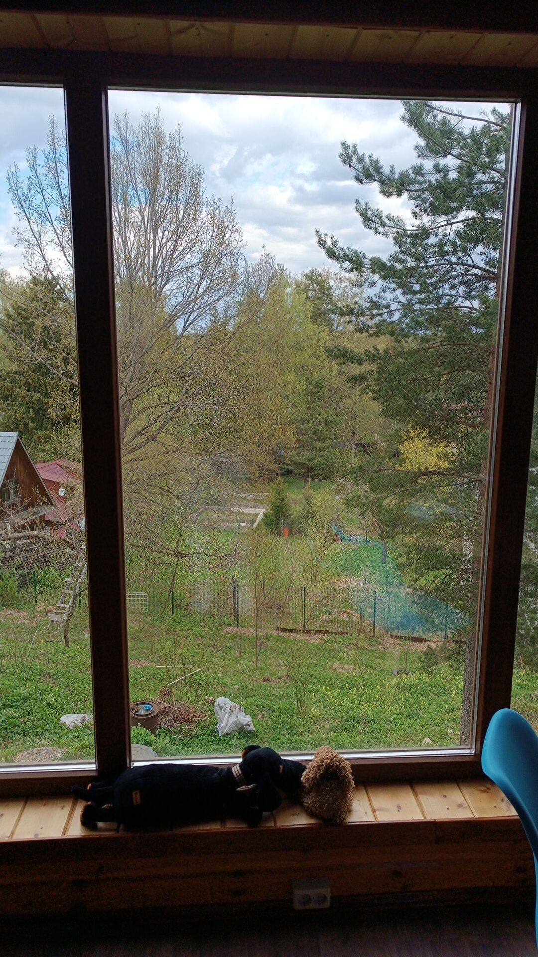 Фото Домик на горке