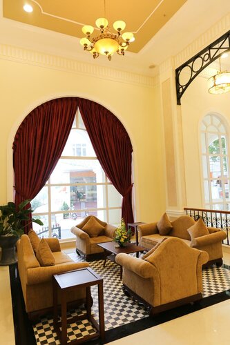 Гостиница Iris Dalat Hotel в Далате
