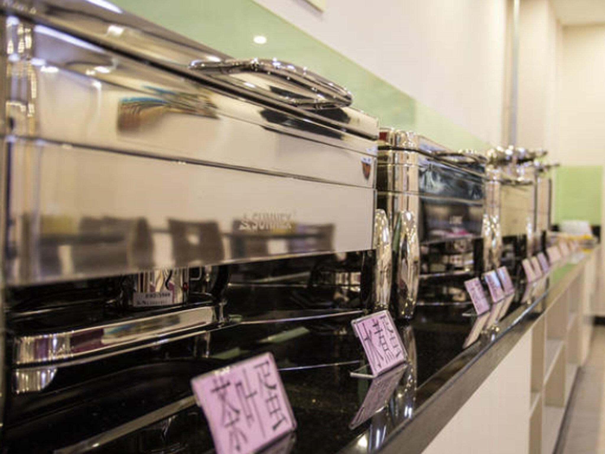 Фото GreenTree Inn Qinhuangdao Railway Station Square Express Hotel