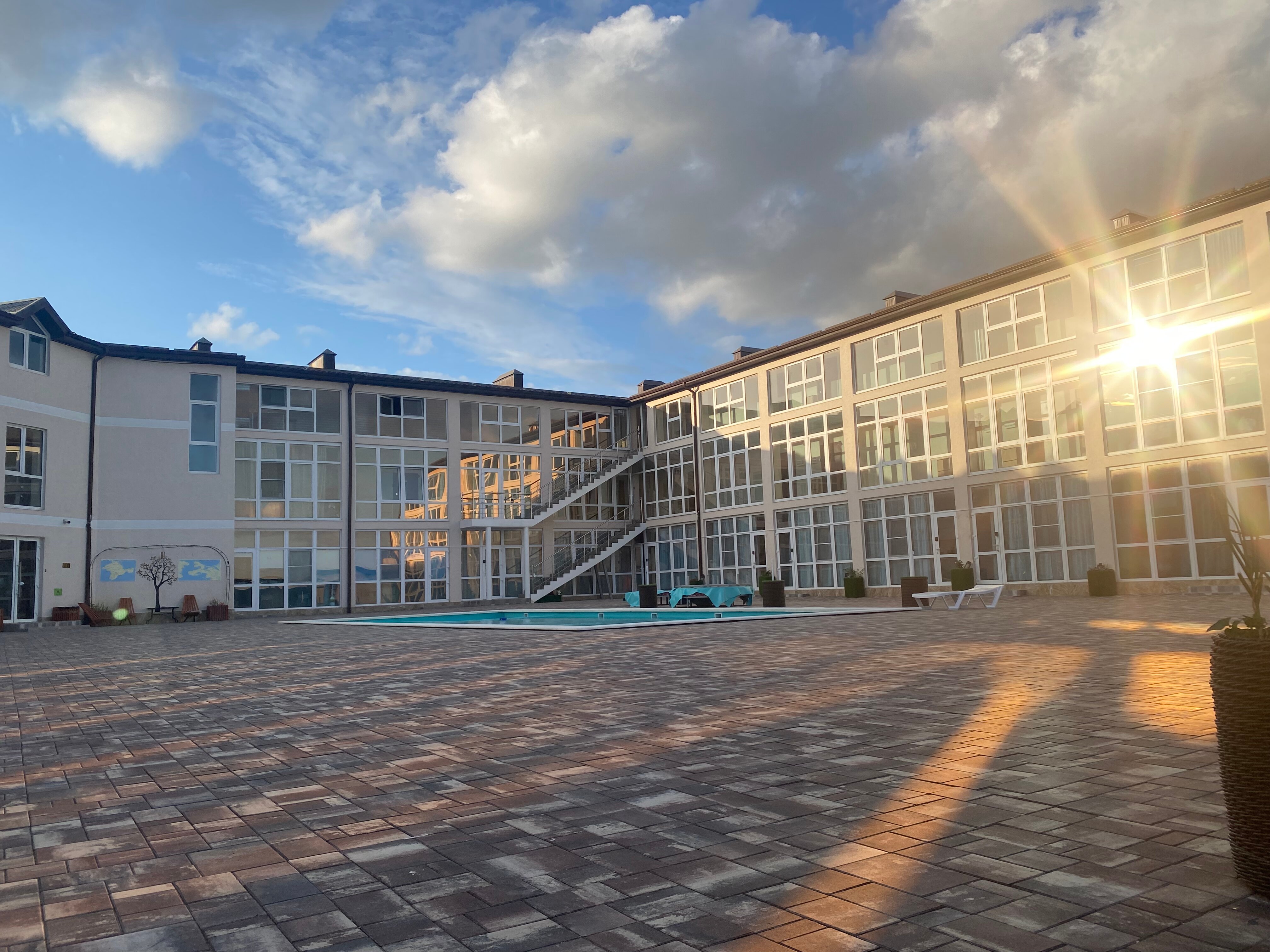 Фото отеля 3