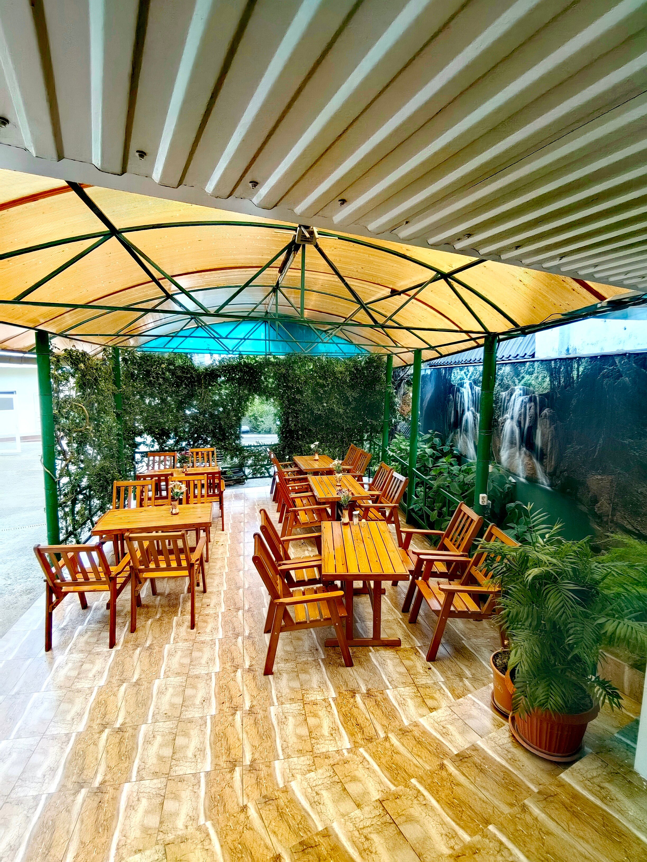 Фото Уютный Дворик