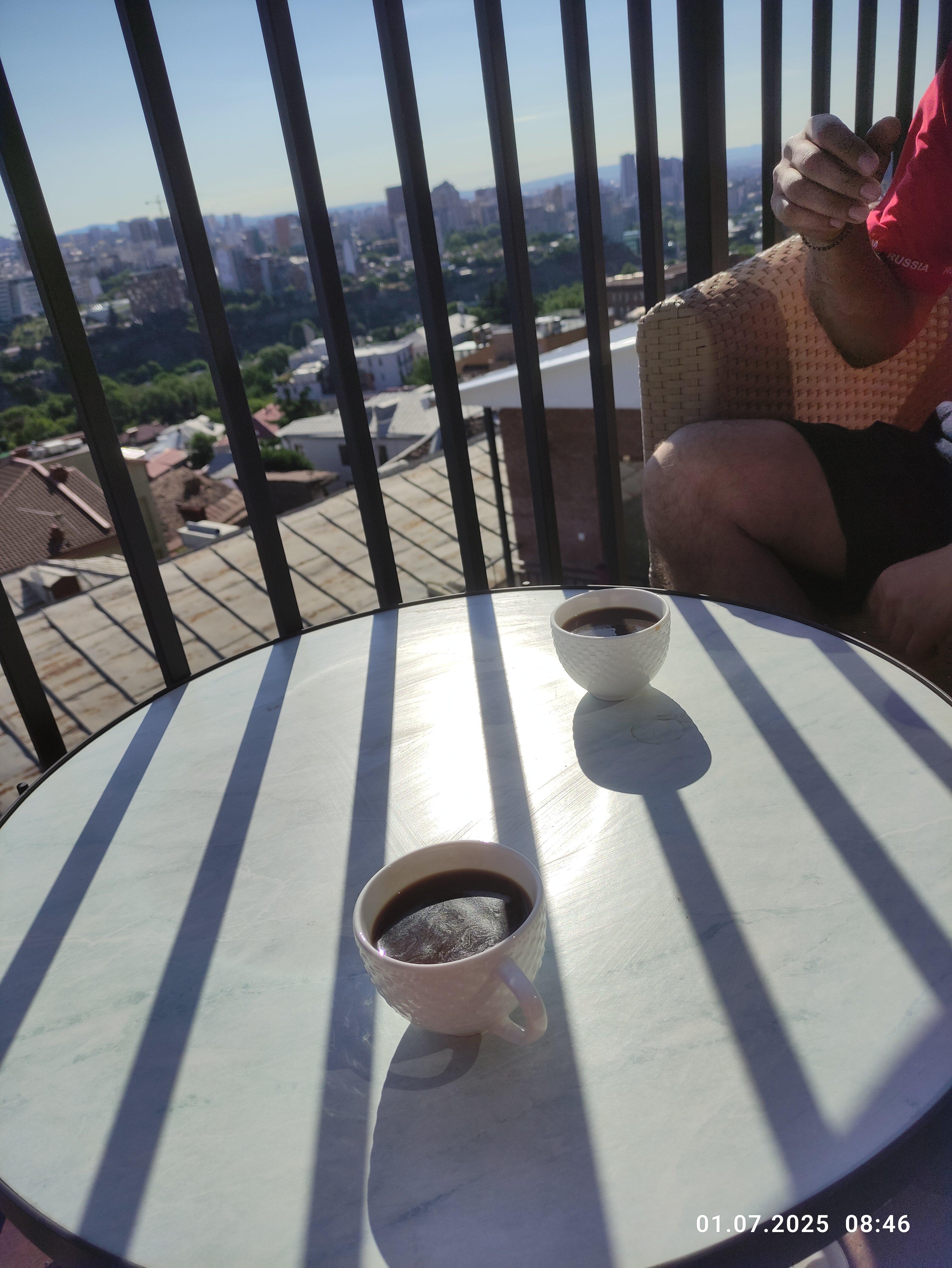 Фото Kraveli Hotel