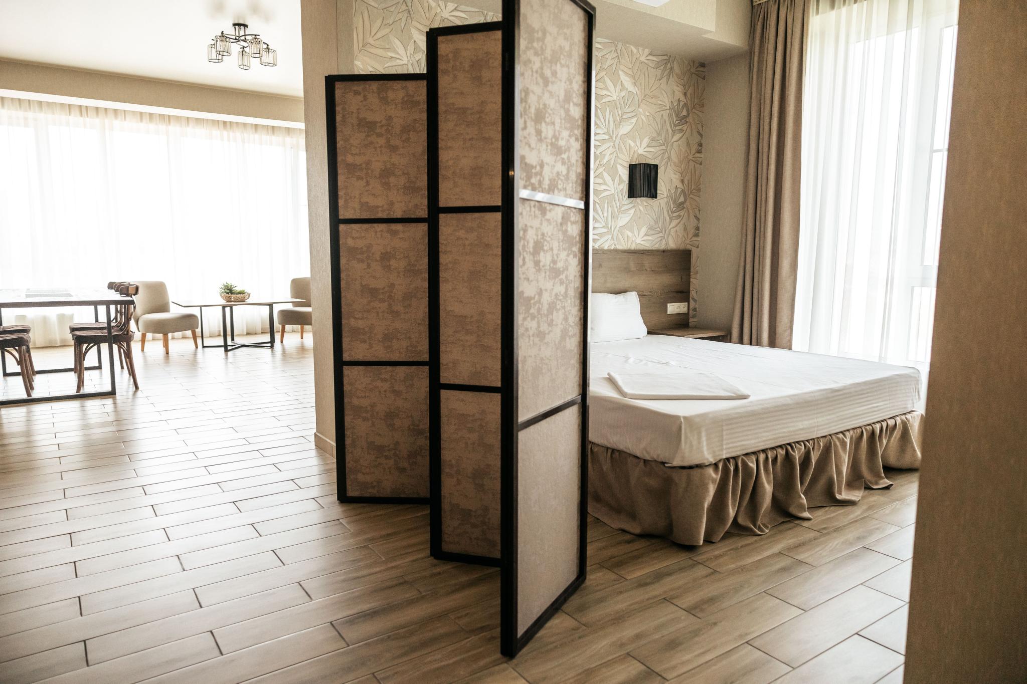 Фото Central Inn Conference Hotel