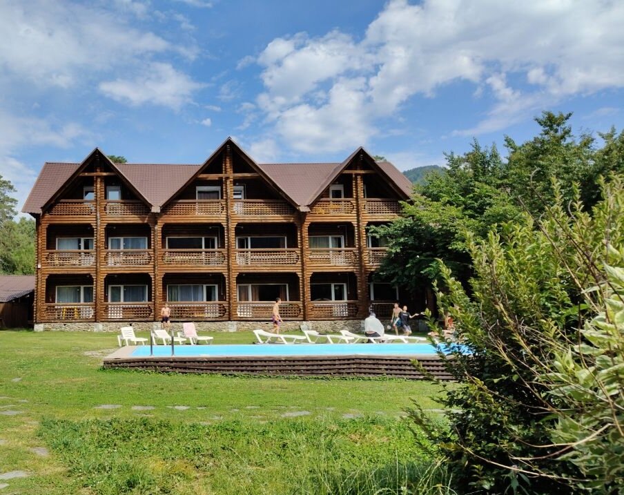 Фото отеля 1