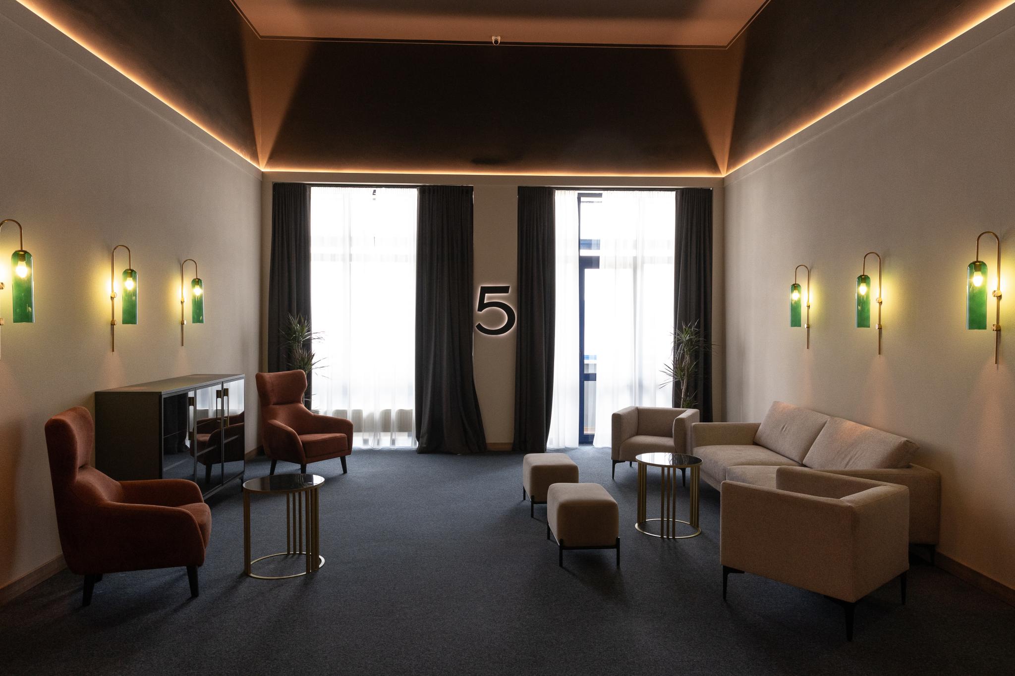 Фото Амбар Хаус