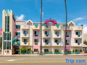Гостиница Days Inn by Wyndham Santa Monica/Los Angeles