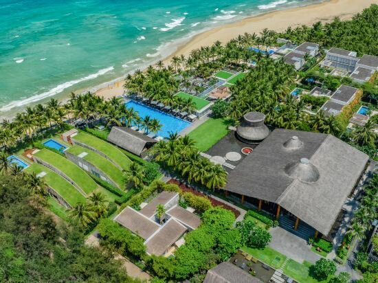 Фото Naman Retreat