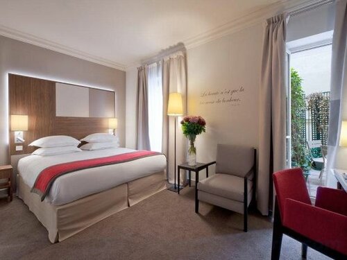 Внешний вид отеля Hotel Le Tourville Eiffel  в Париже, фото 2