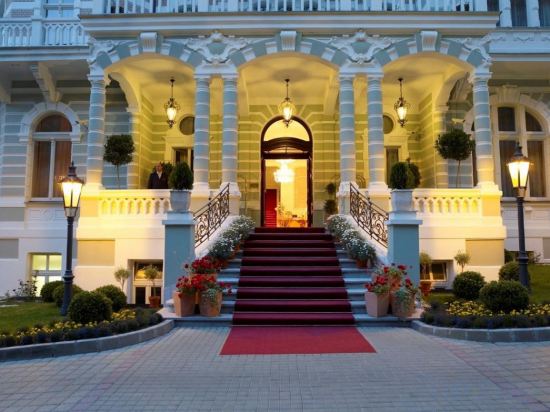 Фото Savoy Westend Hotel