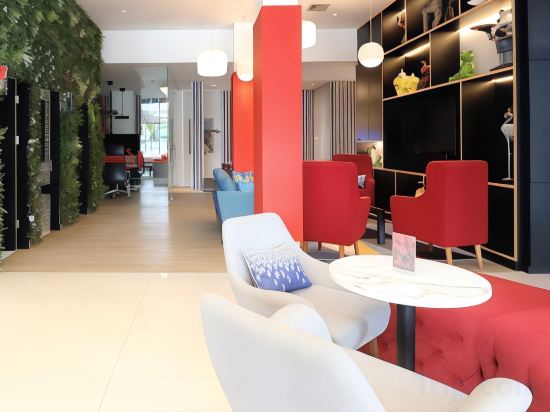 Фото Moritz Biz Gandaria