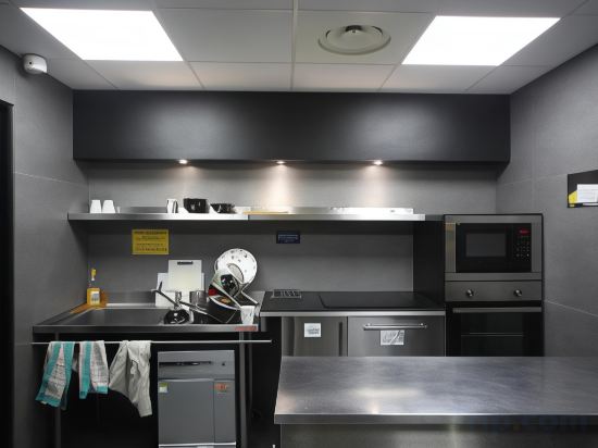 Фото Peace and Love Hostel - Hostel Paris