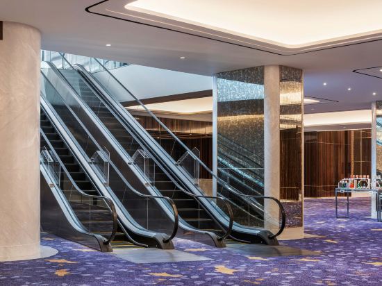 Фото The Westin Surabaya