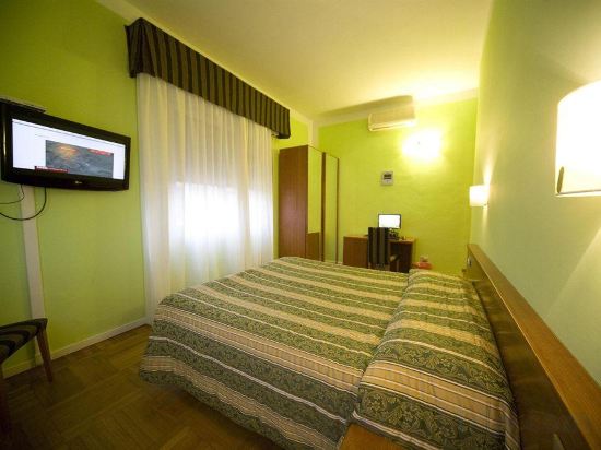 Фото Hotel Ester