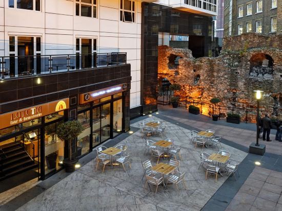 Фото Leonardo Royal Hotel London City - Tower of London