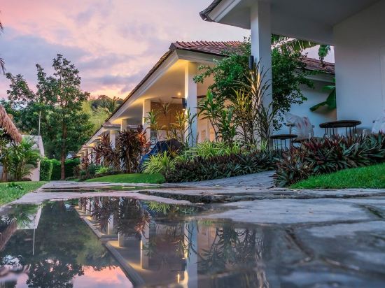 Фото Sanae Beach Club