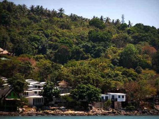 Фото Phi Phi Cozy Seafront Resort