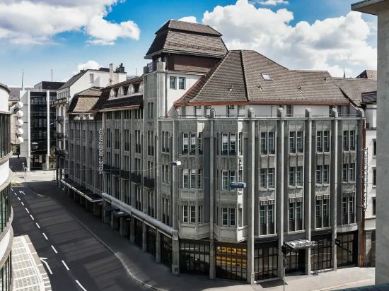 Фото отеля 1