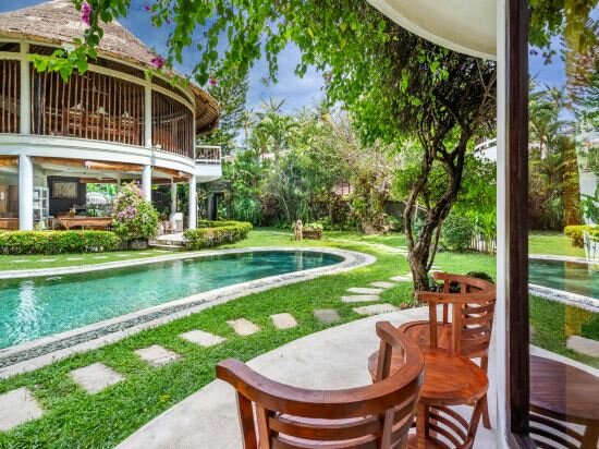 Фото The Village of Angels