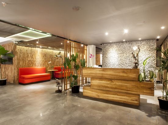 Фото Daun Bali Seminyak Hotel