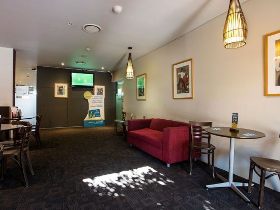 Фото Toongabbie Hotel