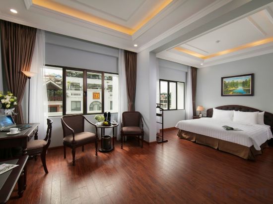 Фото Halais Hotel