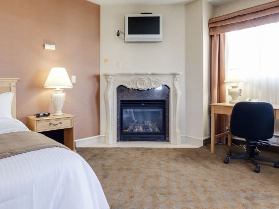 Фото Monte Carlo Inn - Brampton Suites